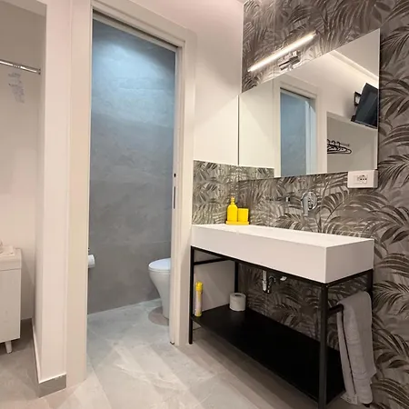 Sicilian Jacuzzi Stay - 2Br Apartmán