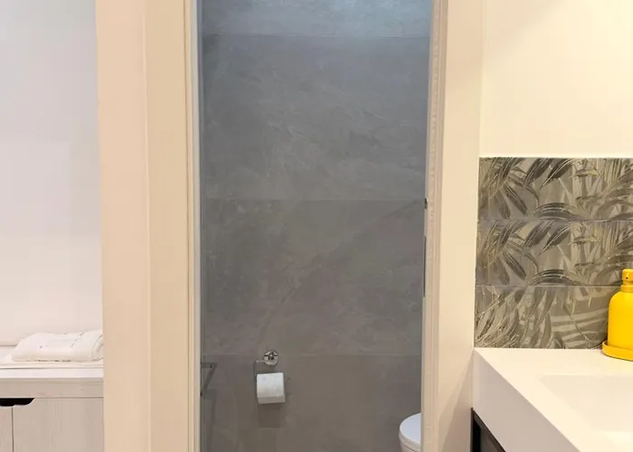 Sicilian Jacuzzi Stay - 2Br *