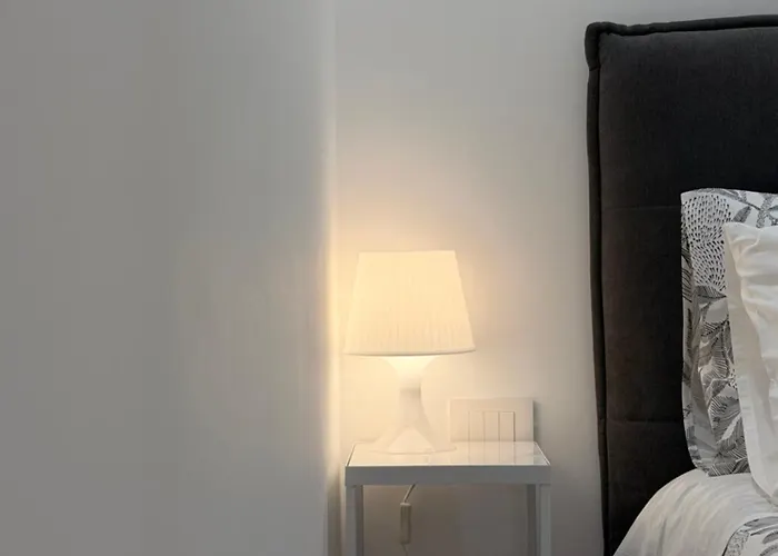 Sicilian Jacuzzi Stay - 2Br Apartmán