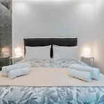 Sicilian Jacuzzi - 2br * Syracuse