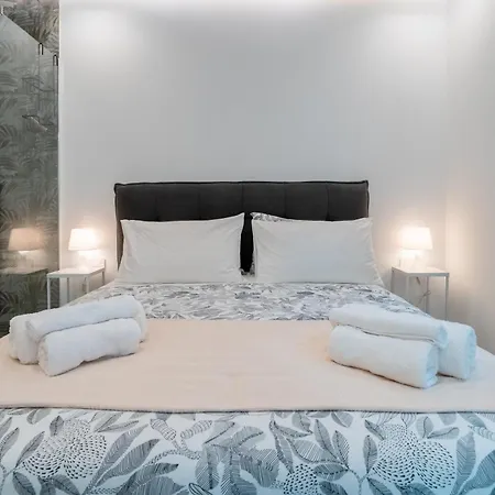 Sicilian Jacuzzi - 2br * סירקוזה