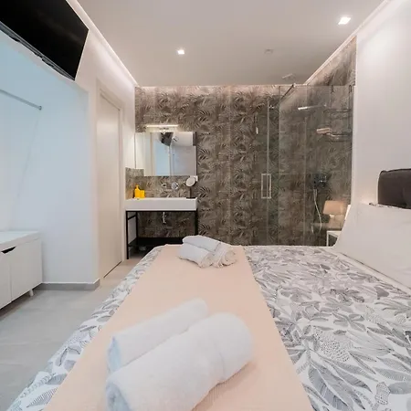 Sicilian Jacuzzi - 2br דירה *